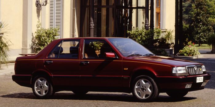 Lancia Thema 8.32.