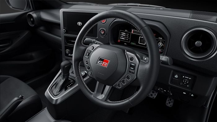 Desain setir baru berdasar masukan dari pembalap maupun GR Yaris enthusiast