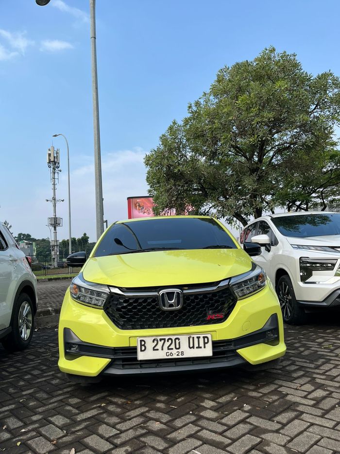 Kehadiran Honda Brio RS di 'Barisan Sang Penguasa'
