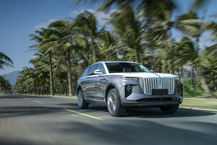 Mobil listrik Hongqi E-HS9