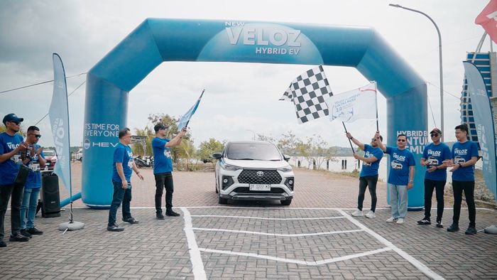 Veloz Hybrid EV Lintas Nusa 2.0: Jelajah Sulawesi Dimulai!