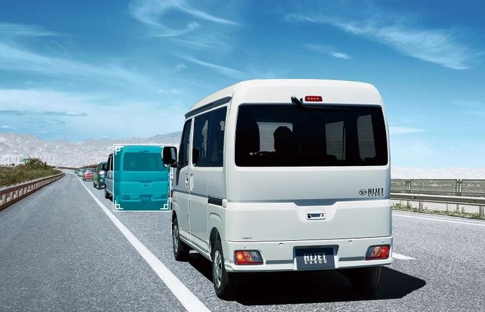 Daihatsu Hijet Cargo 2026 mendapatkan peningkatan di sistem ADAS