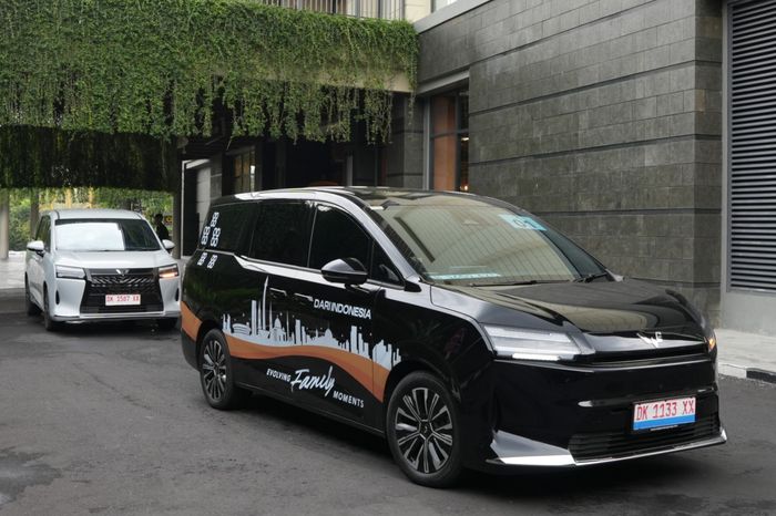 Wuling Darion meraih tiga penghargaan di OTOMOTIF Award 2026, termasuk The Best Medium MPV dan Favorite Car 2026.