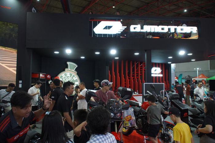 Beli QJMotor di PRJ 2026 bisa jalan-jalan ke Cina