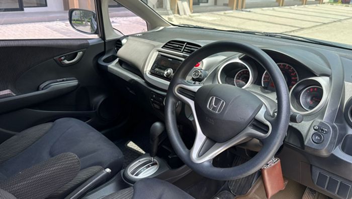 Honda Jazz RS Matic 2012