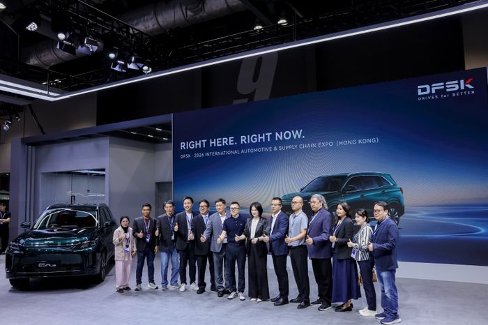 Seremoni peluncuran DFSK E5 Plus RHD di Hong Kong