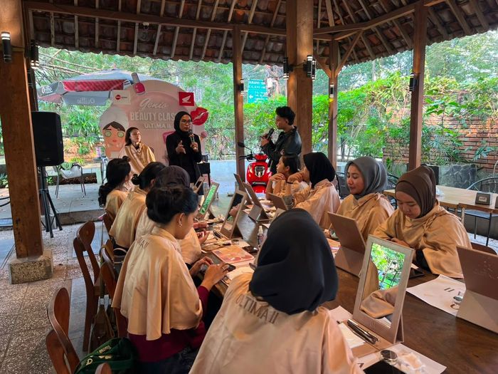 PT Daya Adicipta Motora (DAM) menghadirkan kegiatan kreatif dan inspiratif melalui kolaborasi bersama Ultima II dalam acara &ldquo;Collab Honda Genio x Beauty Ultima II di Bandung (18/6/2026)