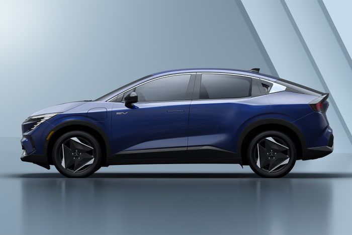 Secara tampang, Mitsubishi Eclipse Sportback EV masih mirip Nissan Leaf.