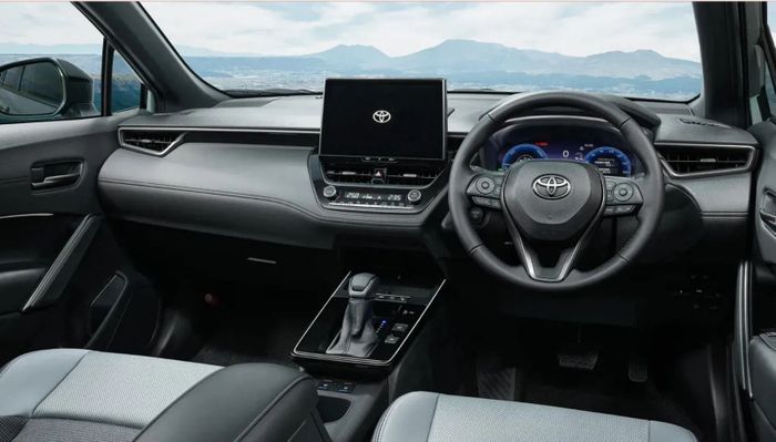 dasbor Toyota Corolla Cross Z Adventure