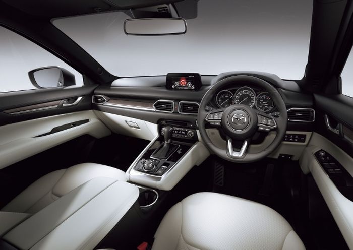 Interior Mazda CX-8