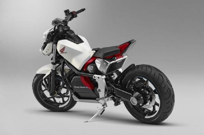 Honda Riding Assist-e akan diperkenalkan di Tokyo Motor Show 2017