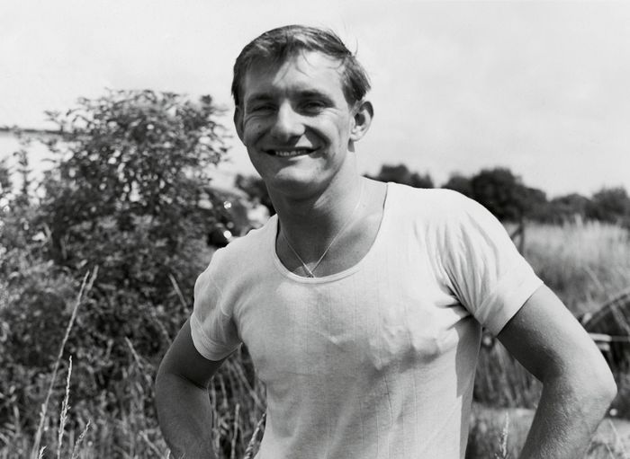 Mike Hailwood, pembalap serba bisa