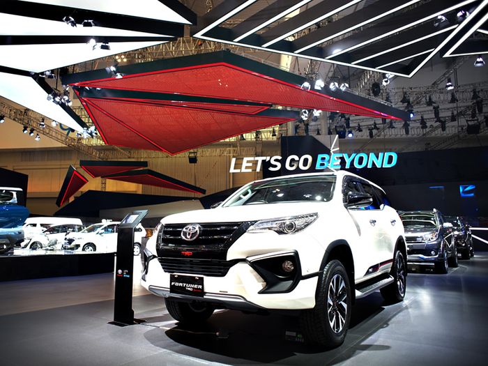 toyota fortuner vrz trd sportivo