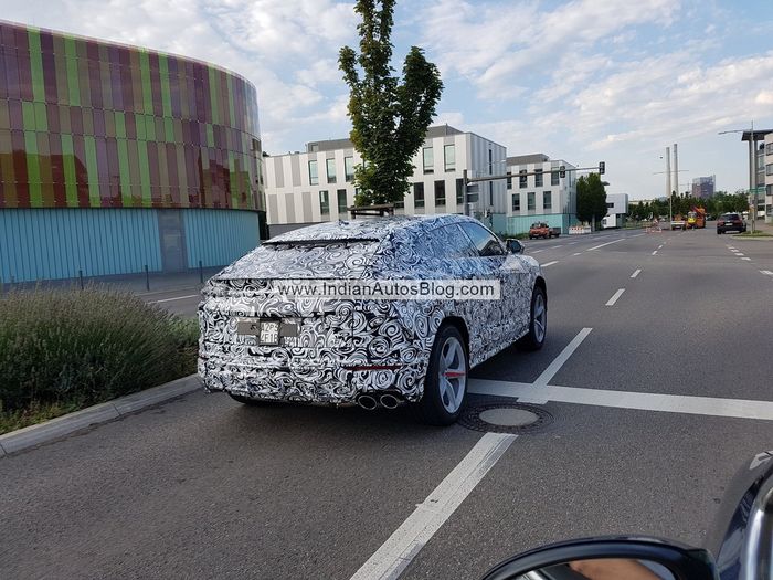 Bocoran Lamborghini Urus