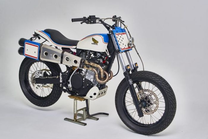 Honda XR600 kustom flat tracker oleh Vintage Addiction Crew, dilansir oleh www. vintageaddictioncrew