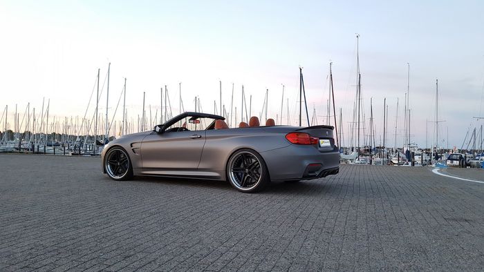 Schmidt membuat BMW M4 Cabrio Dengan Sepatu Baru Dan Bungkus Khusus