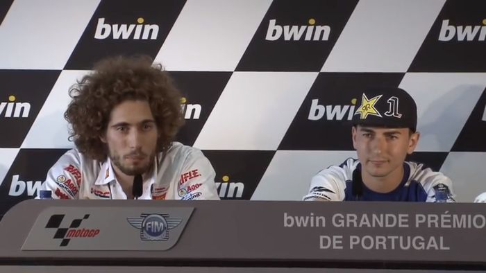 Simoncelli terkenal santai dalam menanggapi kritik