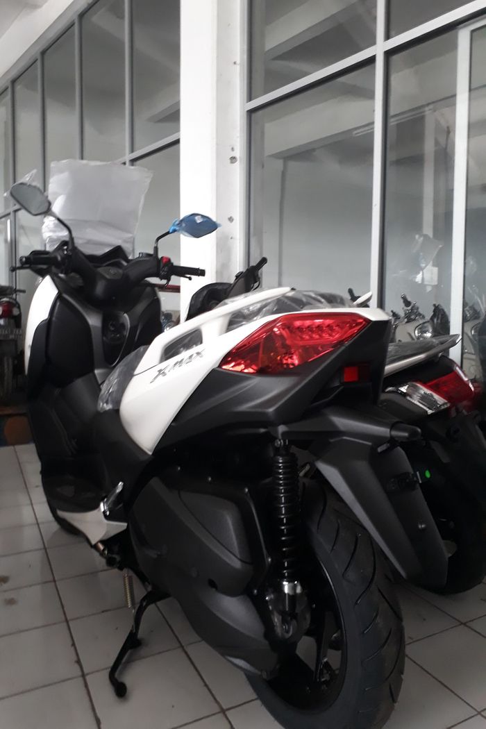 Yamaha XMAX 250