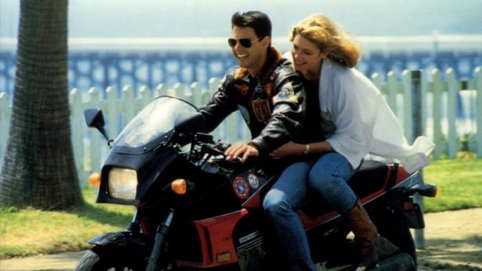 Salah satu adegan film Top Gun saat Tom Cruise mengendarai Ninja GPZ900R