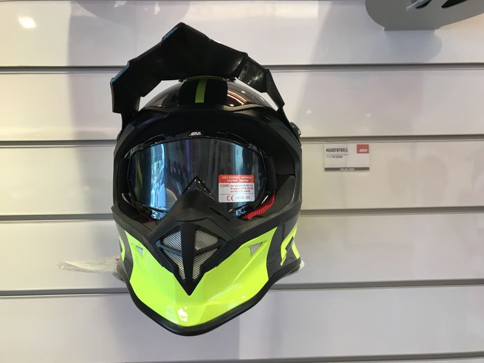 Helm GIVI tipe M60 SKID