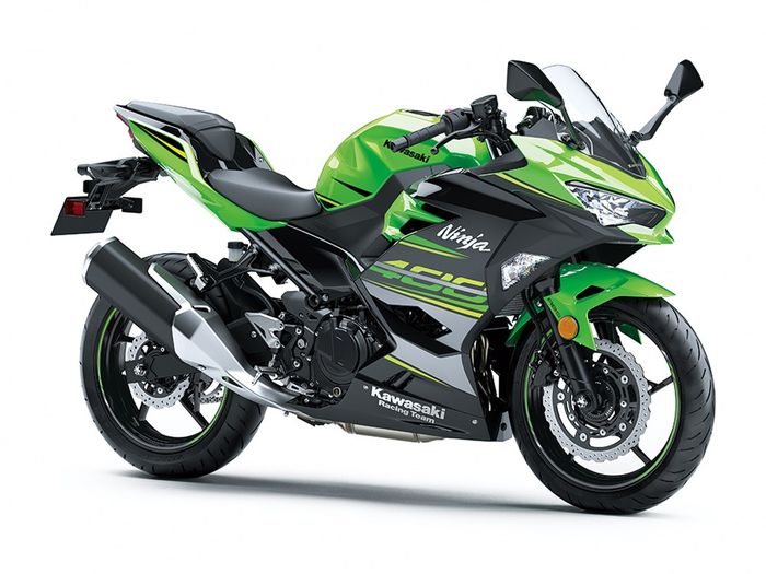 Tampilan Ninja 400 dengan striping 