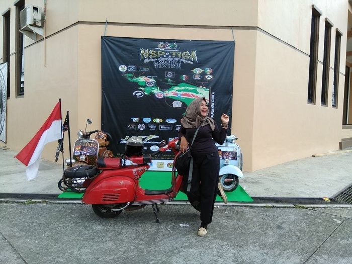 Lady Biker Jakarta Hadir Event Papua