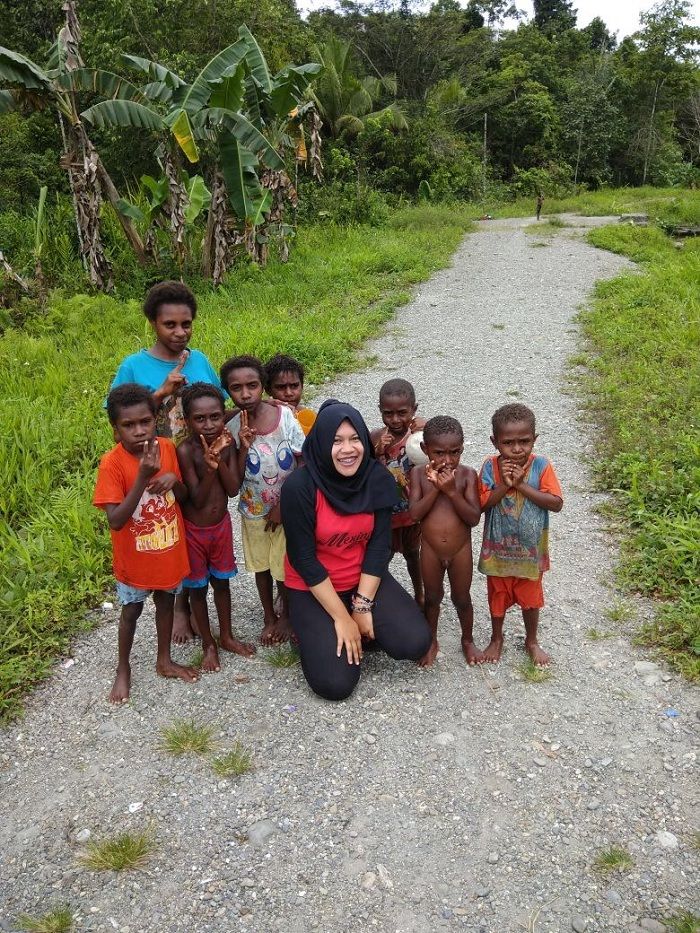 Lady Biker Disambut Bikers di Papua