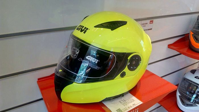 Helm GIVI Tipe Voyager