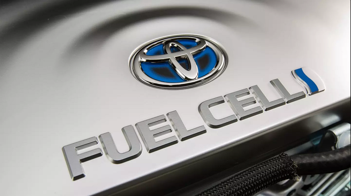 Logo Toyota dengan bahan bakar hidrogen