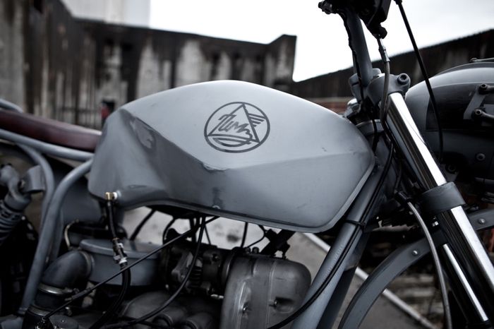 Ural Solo ST modifikasi motor off road dari Icon 1000, dilansir oleh www.specialracer.com 