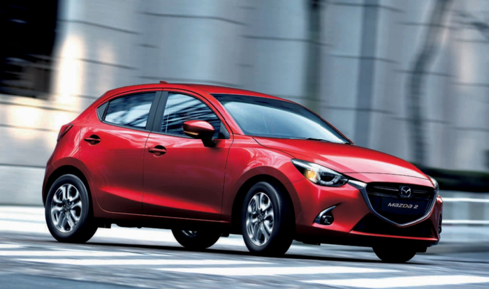 Mazda 2 sudah dilengkapi fitur Idling Stop System agar hemat bahan bakar