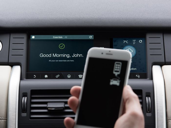 Ilustrasi koneksi bluetooth dari handphone ke head unit