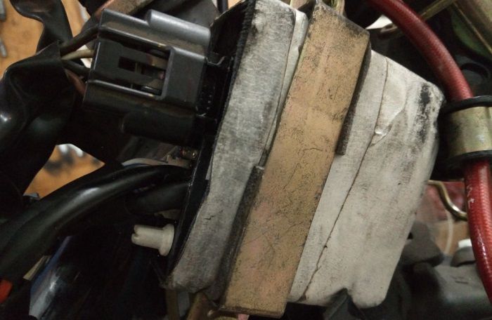 Ilustrasi. Cara mencegah CDI atau ECU  goyang