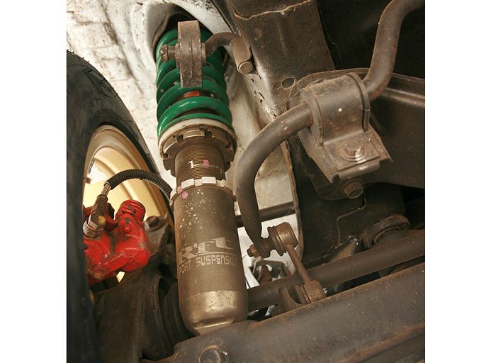 Mitsubishi Lancer Evolution RS II. Coilover racikan RFT Motorsport pas buat touring