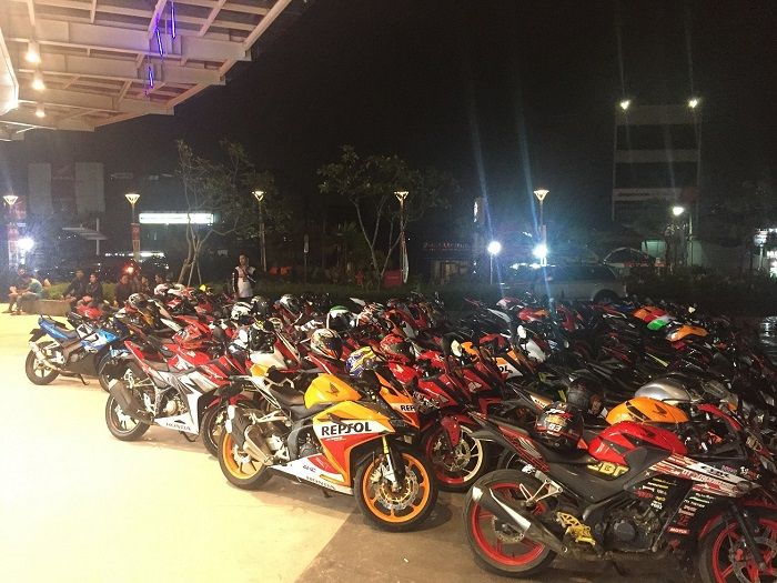 Deretan motor Honda CBR series di ulang tahun ke-11 CBR Riders Jakarta 
