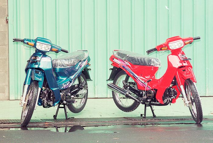 Sejarah Kawasaki Kaze. Kawasaki Kaze R (1996)