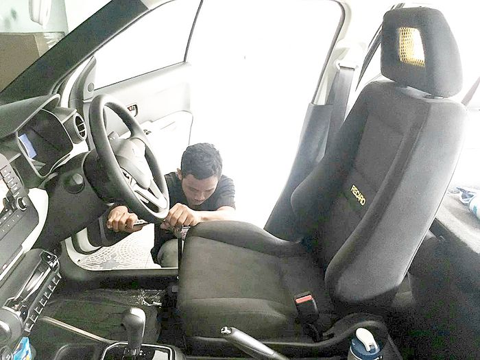 Pasang Jok Suzuki Ignis.gbr.4