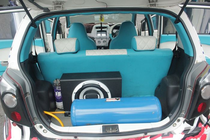 Klakson telolet Toyota Agya full body sticker