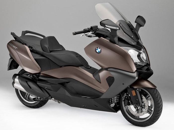 BMW C650GT