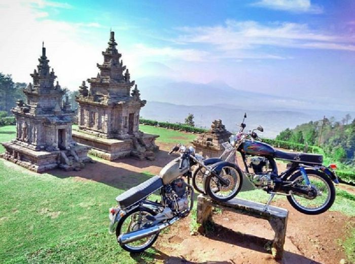 Honda CB Modifikasi dan Pemandangan