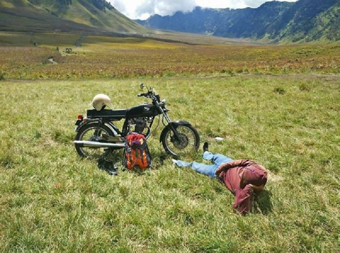 Honda CB Modifikasi dan Pemandangan