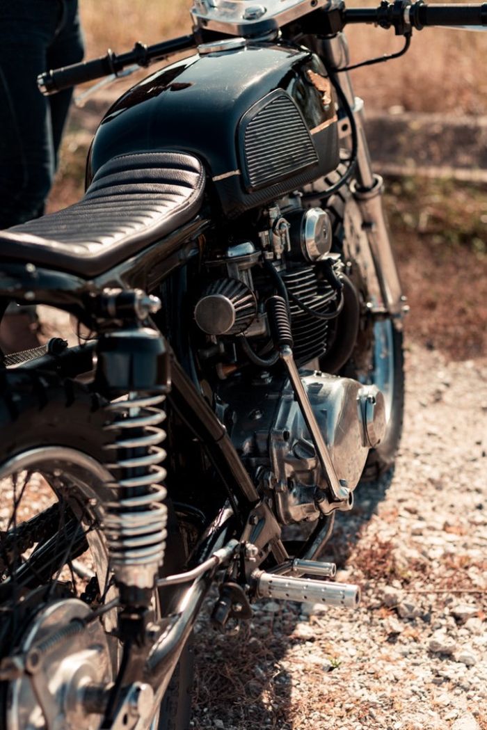 Honda CL350 cafe brat milik Sean Sallings, dilansir oleh Bikebound.com