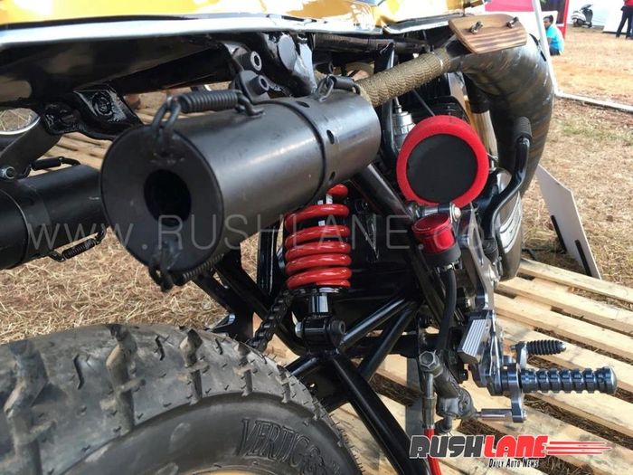 Yamaha RD350 custom cafe racer dari 36 Moto Customs, dilansir oleh Rushlane.com