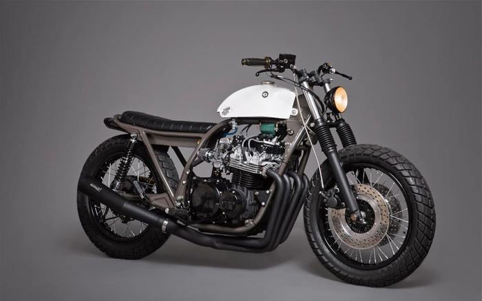 Kawasaki KZ650 custom brat style dari Piston Trigger, dilansir oleh Bikebrewers.com
