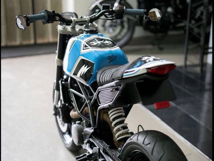 KTM Duke 125 custom tracker dari Art on Wheels, dilansir oleh Bikebrewers.com