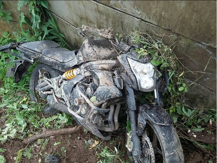 Kondisi moge Kawasaki Ninja ER6N paska terjun dari jurang