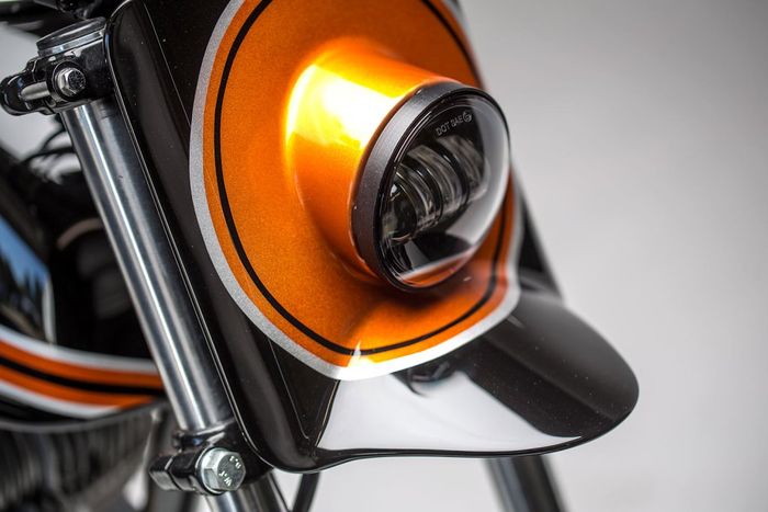 Ducati 250 Scrambler custom dari MotoRelic