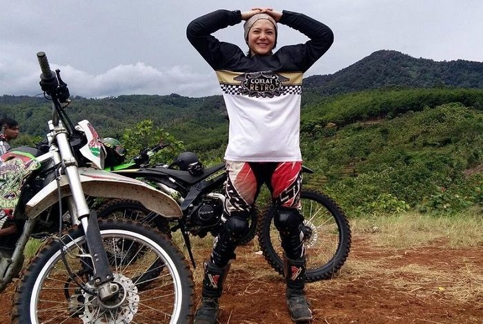 Selebriti Indonesia, Poppy Sovia