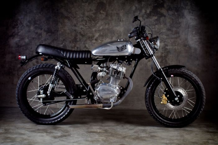 Honda CB100 custom dari Deus Ex Machina Bali