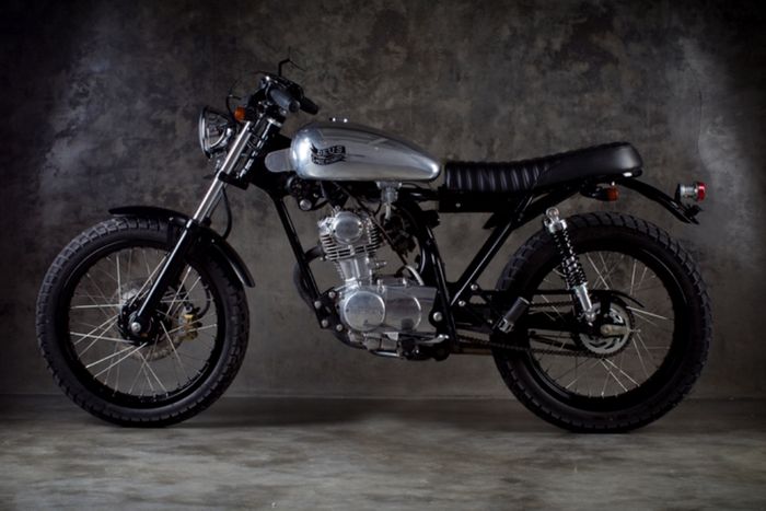 Honda CB100 custom dari Deus Ex Machina Bali